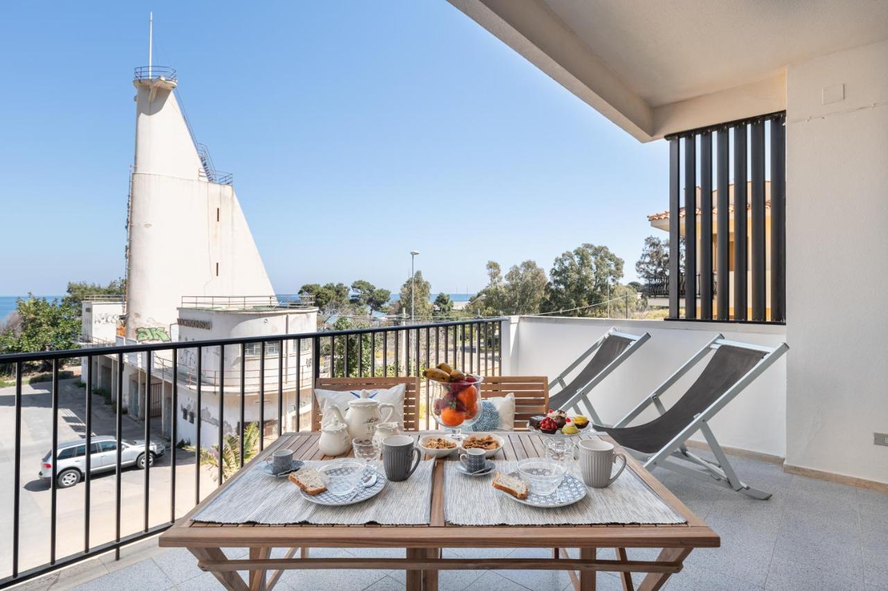 Domus Sicily - Vacanze al Mare Mondello Esterno foto