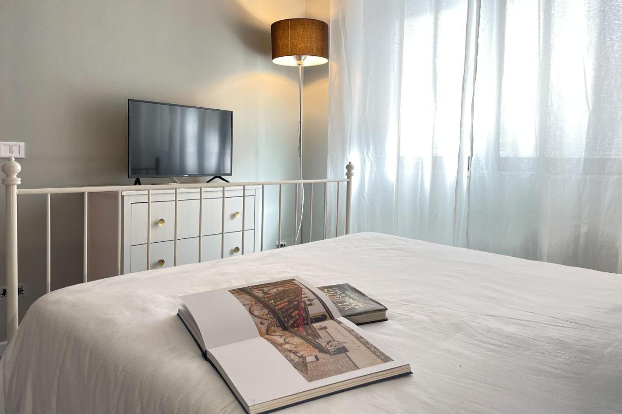 Domus Sicily - Vacanze al Mare Mondello Esterno foto
